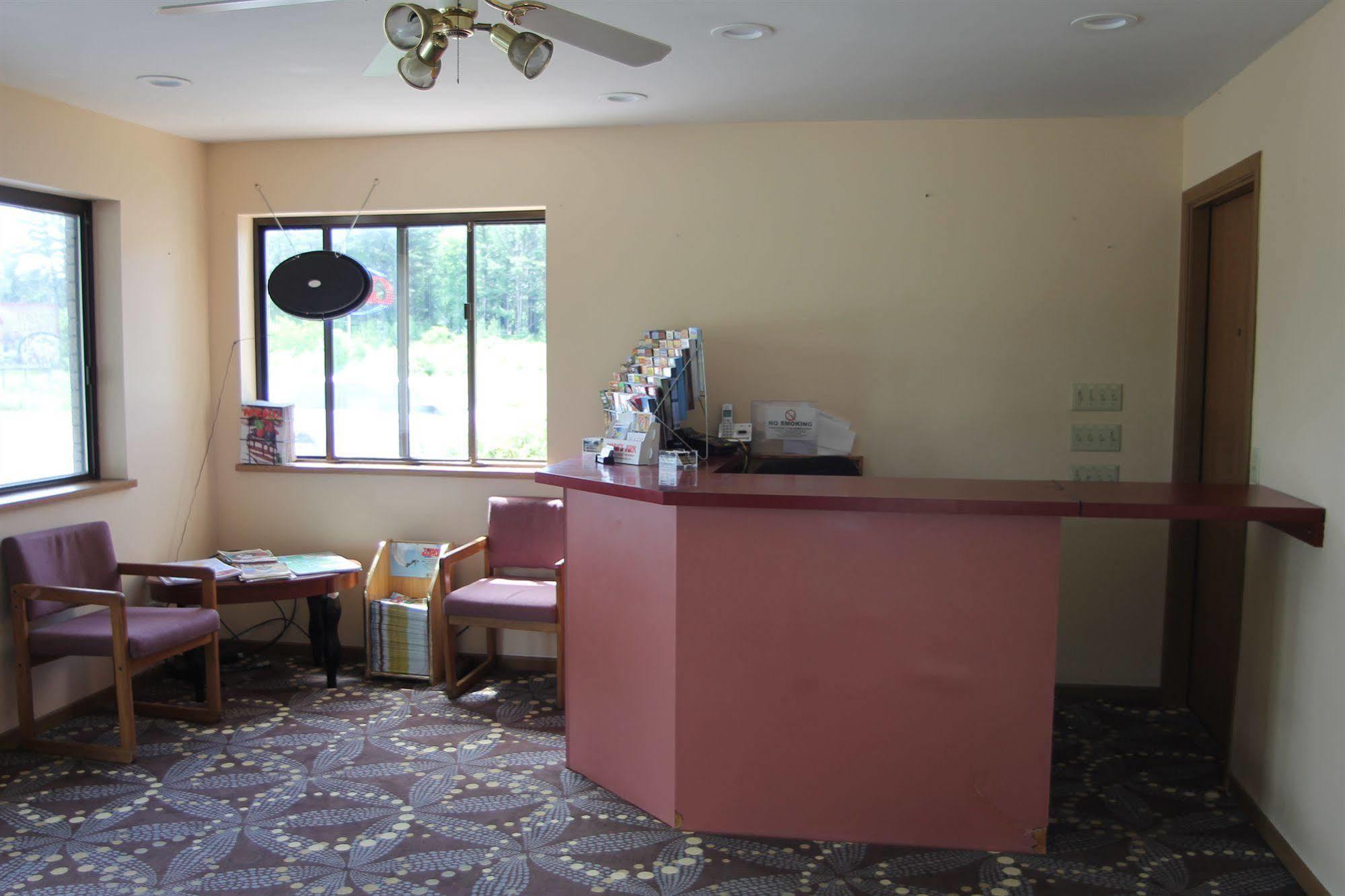 Malibu Inn Lake Delton ภายนอก รูปภาพ